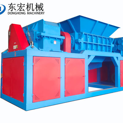 110kW Potenza Multifunzionale Double Shaft Shredder per rottami di metallo e motori di auto usate