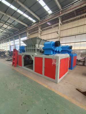 Trituratore a doppio rotore in acciaio al carbonio 8000 kg Peso personalizzabile per vari settori