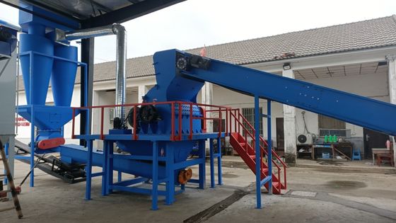 Grandi capacità 135kw Wood Chipper Crusher professionale per riciclare rifiuti di plastica