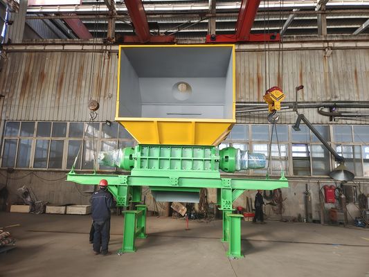 110kW Multifunzionale Crusher di testa di plastica Can Crusher per le esigenze di frantumazione versatile