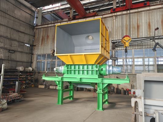 110kW Multifunzionale Crusher di testa di plastica Can Crusher per le esigenze di frantumazione versatile