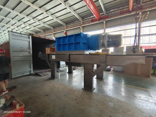 Potente trituratrice a doppio asse da 110 kW per elettrodomestici multifunzionali