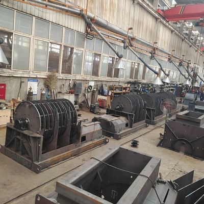 Macchine per la frantumazione a goccia d'acqua di tipo martello per la frantumazione a chip di legno di tipo largo